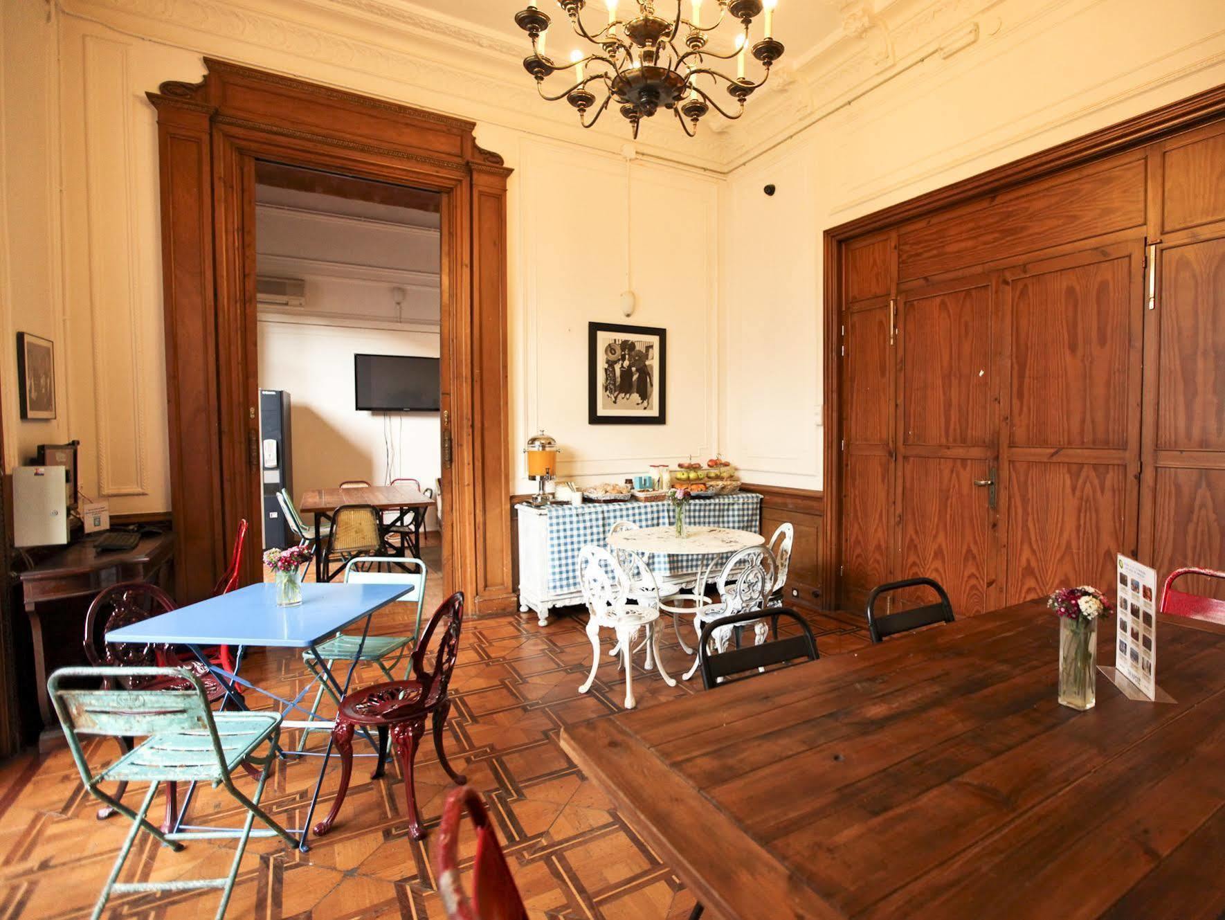 The Hipstel Paseo De Gracia Hostel Barcelona Exterior foto
